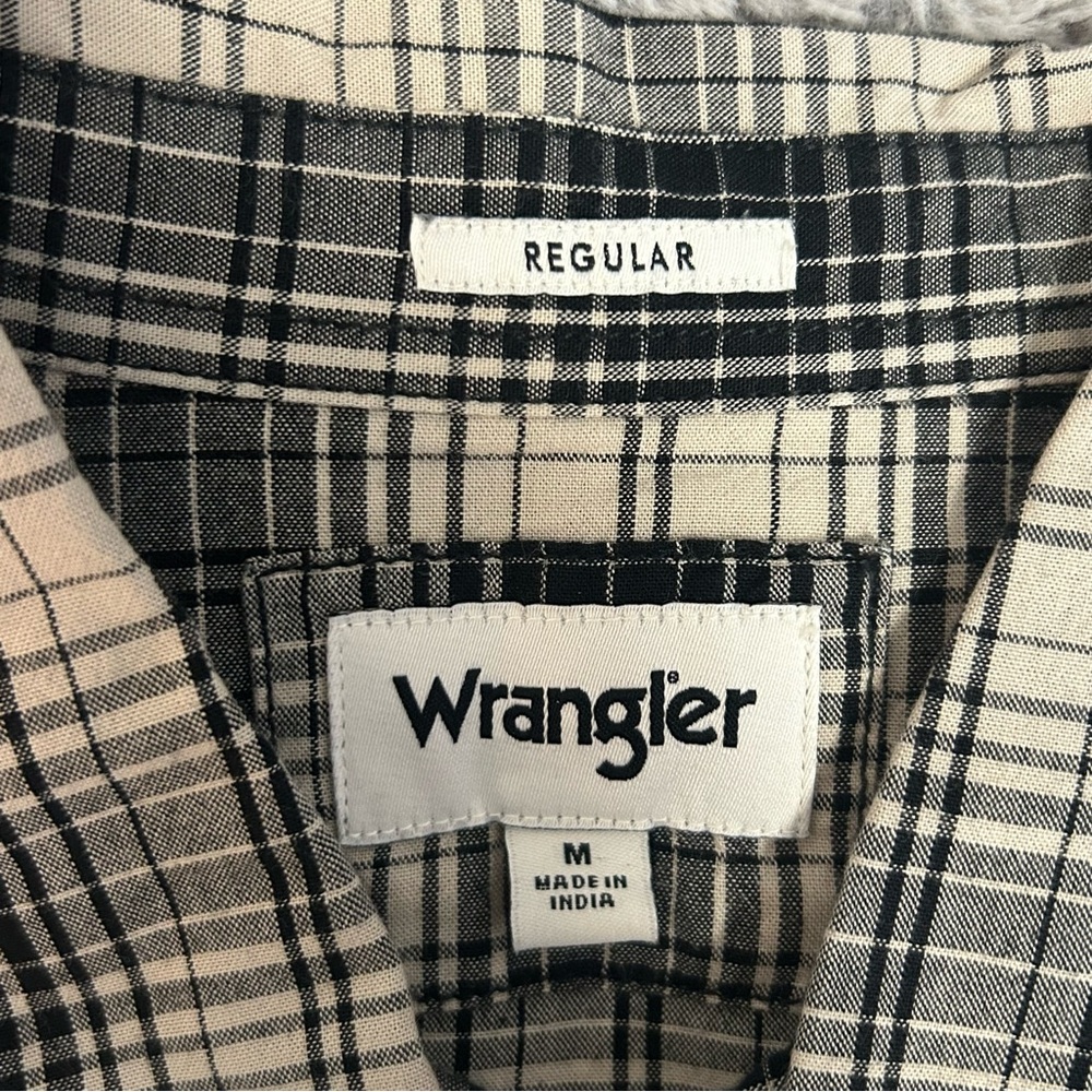 Wrangler Black & White Plaid Western Pearl Snap Shirt Men’s M Rodeo Cowboy Ranch - Picture 2 of 12